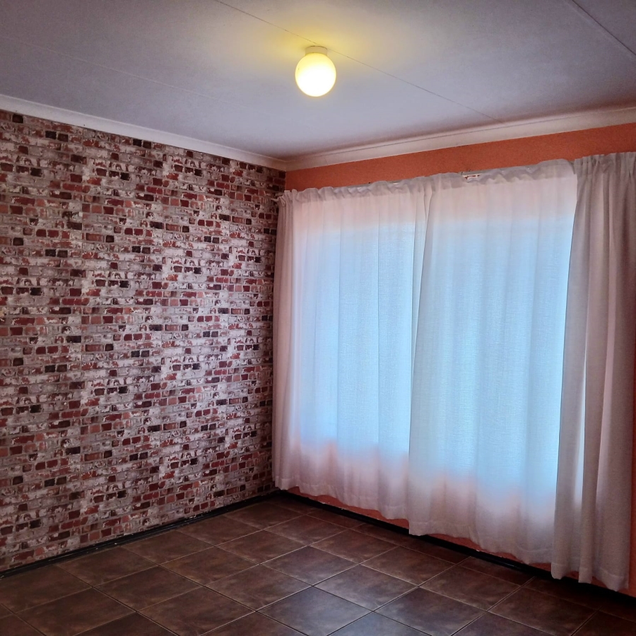 3 Bedroom Property for Sale in Tlhabane West North West